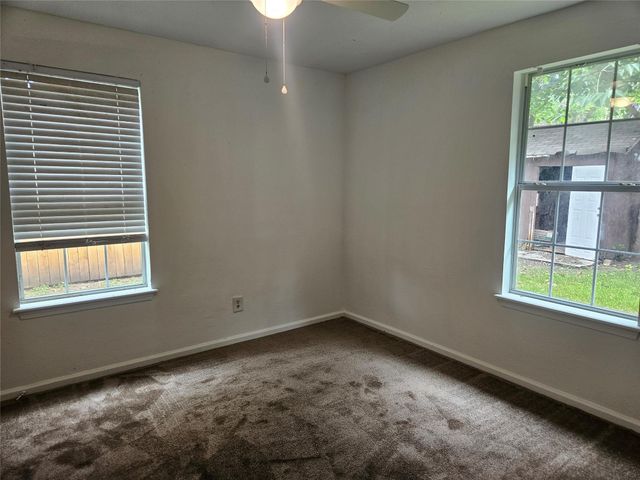 302 Grayless Street, Richmond, TX 77406