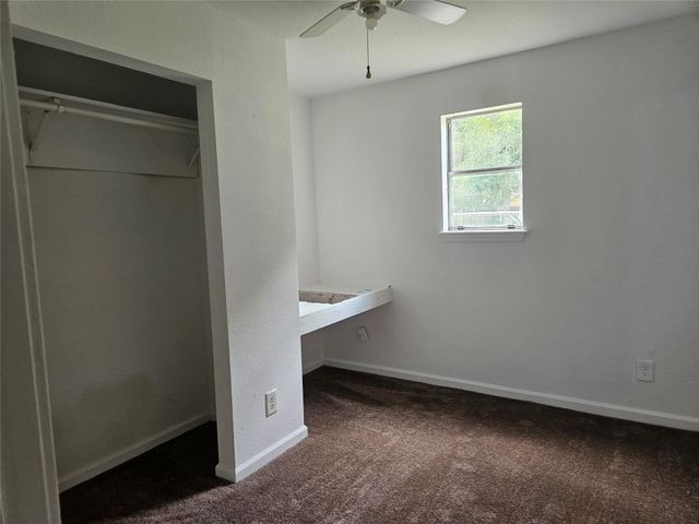 302 Grayless Street, Richmond, TX 77406