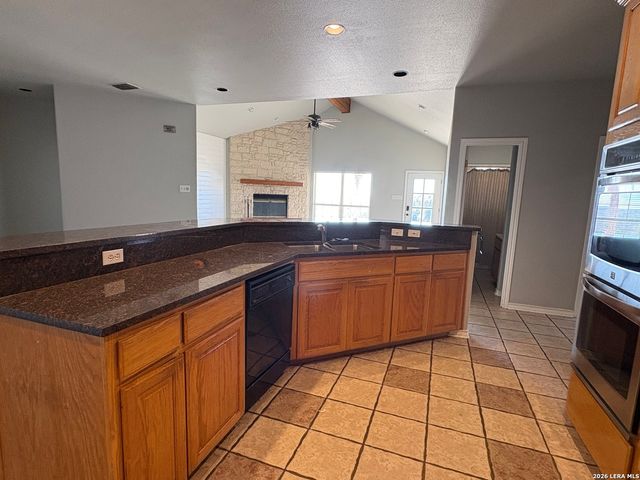 1816 Shepherds Ranch, Bulverde, TX 78163