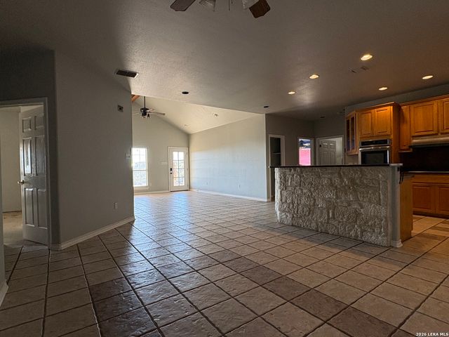 1816 Shepherds Ranch, Bulverde, TX 78163