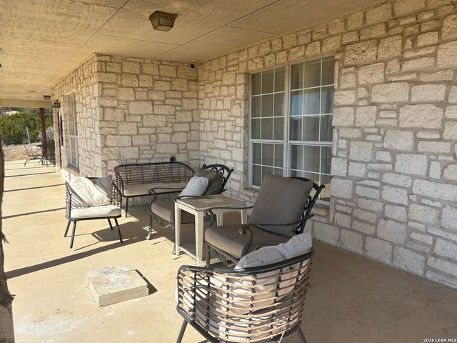 1816 Shepherds Ranch, Bulverde, TX 78163