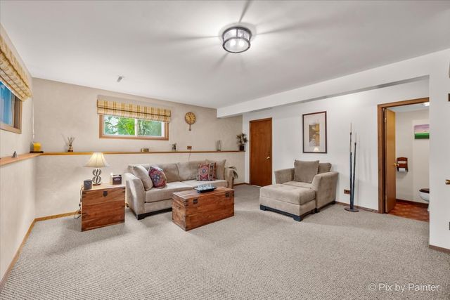 23W328 Great Western Avenue, Glen Ellyn, IL 60137