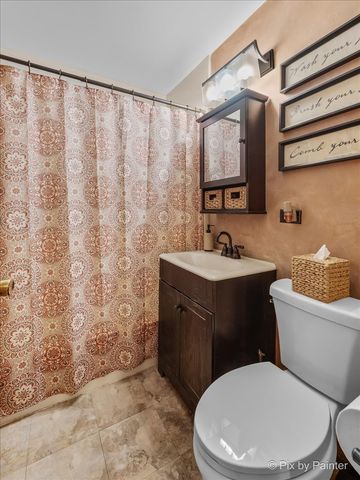 23W328 Great Western Avenue, Glen Ellyn, IL 60137