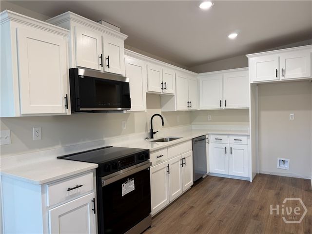 4637 Lanier Drive, Savannah, GA 31405