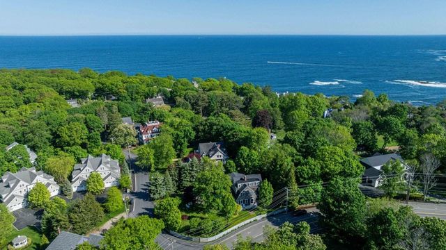 1 Norwood Farms Road, York, ME 03909