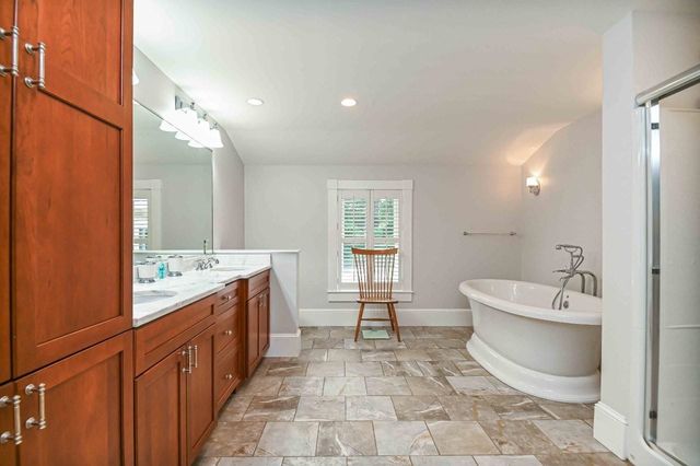 1 Norwood Farms Road, York, ME 03909