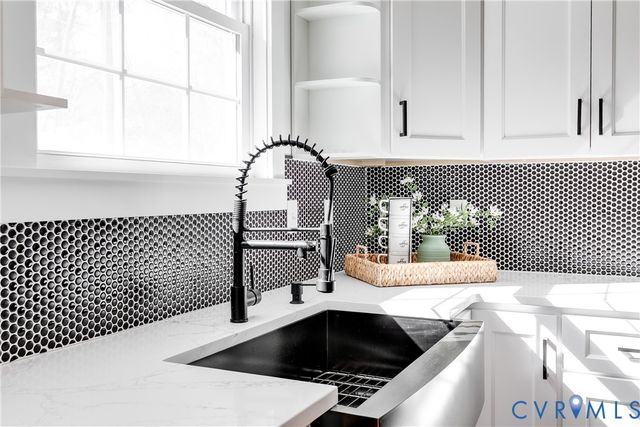 100 S Arch Rd, Chesterfield, VA 23236