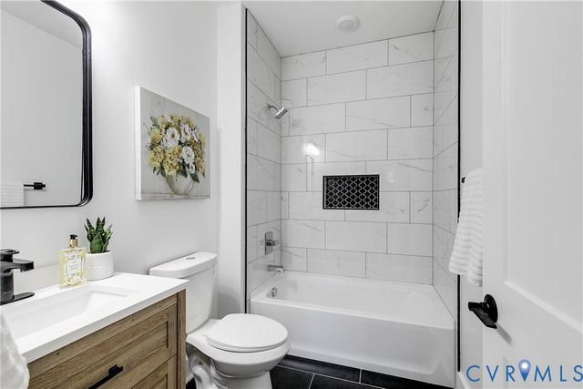 100 S Arch Rd, Chesterfield, VA 23236