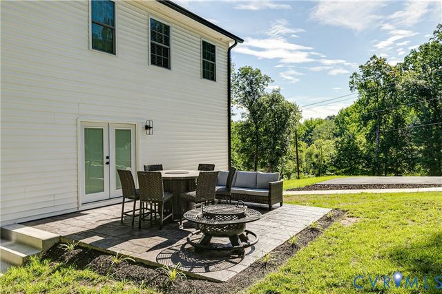 100 S Arch Rd, Chesterfield, VA 23236