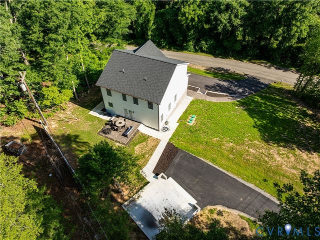 100 S Arch Rd, Chesterfield, VA 23236