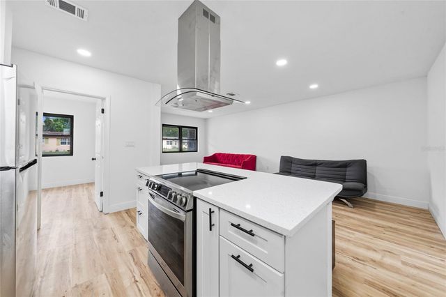 1010 NEWMAN DRIVE, Leesburg, FL 34748