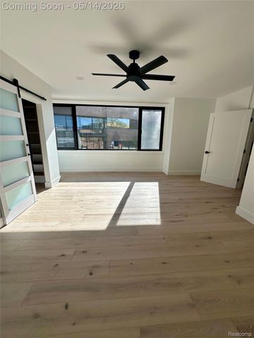 201 Park Ave, Birmingham, MI 48009
