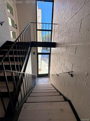 201 Park Ave, Birmingham, MI 48009