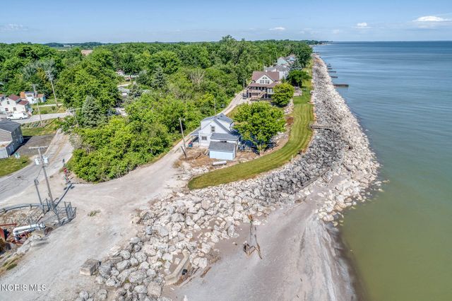 11999 Dyke Road, Curtice, OH 43412