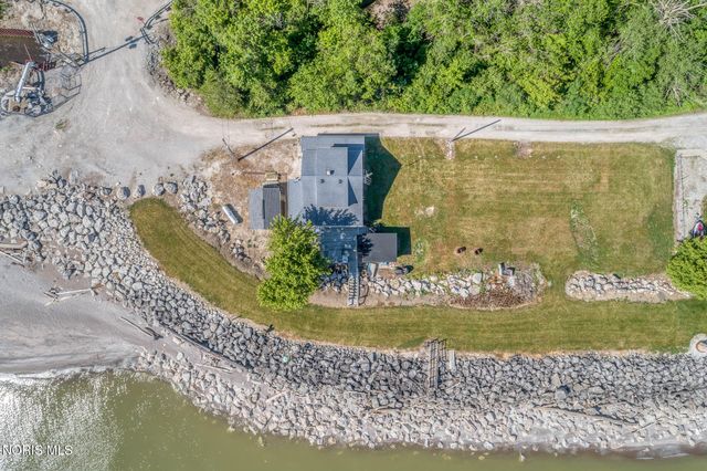 11999 Dyke Road, Curtice, OH 43412