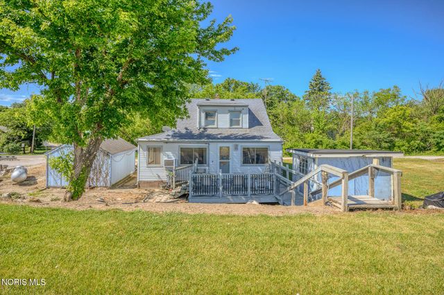 11999 Dyke Road, Curtice, OH 43412