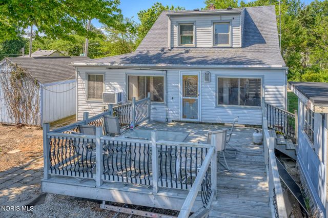 11999 Dyke Road, Curtice, OH 43412