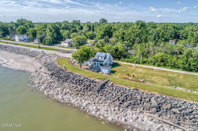 11999 Dyke Road, Curtice, OH 43412