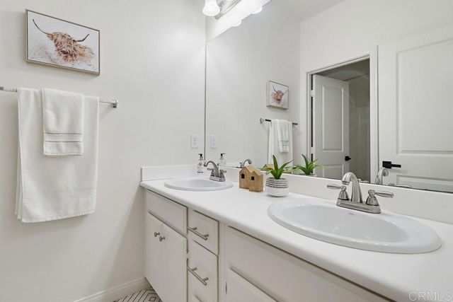 1720 Santa Ivy Ave, Chula Vista, CA 91913
