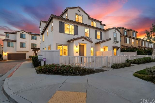 1720 Santa Ivy Ave, Chula Vista, CA 91913