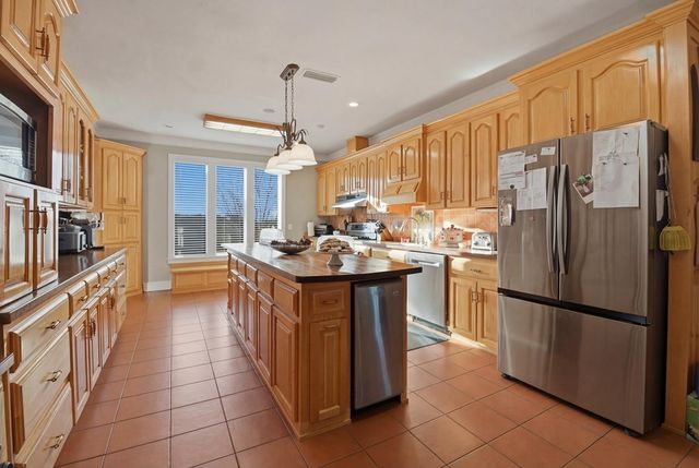 227 Deere Dr, Samson, AL 36477