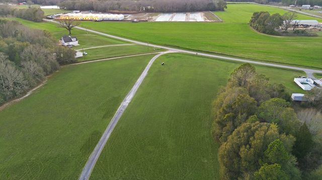 227 Deere Dr, Samson, AL 36477