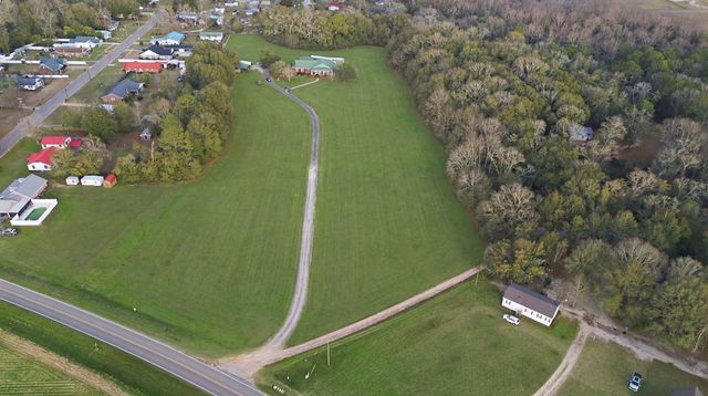 227 Deere Dr, Samson, AL 36477