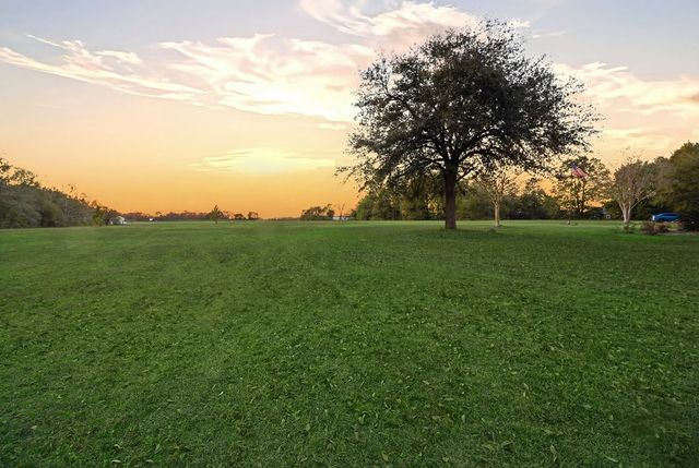 227 Deere Dr, Samson, AL 36477