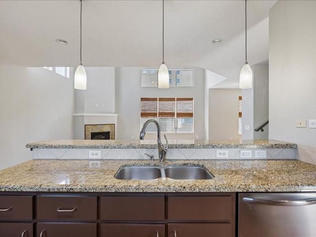 3022 Caroline Street, Houston, TX 77004