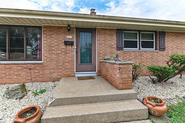 8231 W New Jersey AVENUE, Milwaukee, WI 53220