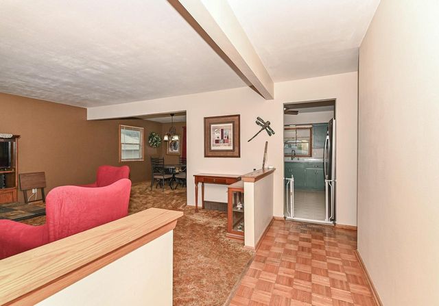 8231 W New Jersey AVENUE, Milwaukee, WI 53220