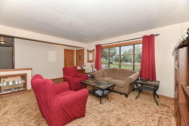 8231 W New Jersey AVENUE, Milwaukee, WI 53220