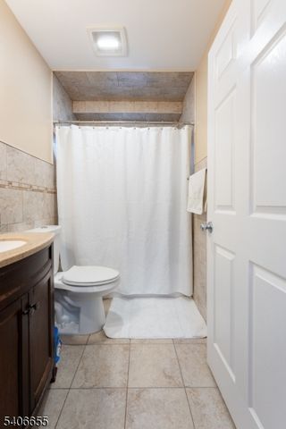 144 Silleck St, Clifton City, NJ 07013