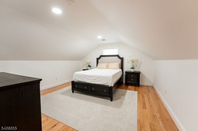 144 Silleck St, Clifton City, NJ 07013