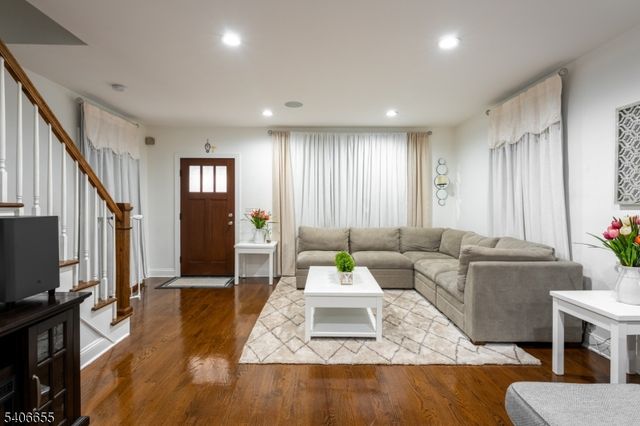 144 Silleck St, Clifton City, NJ 07013