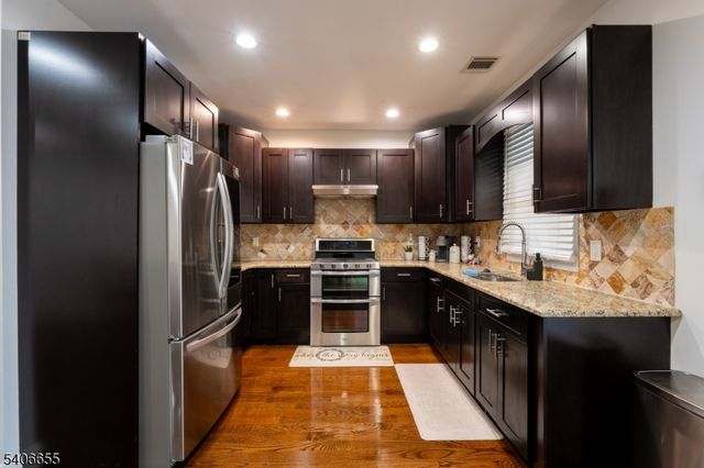 144 Silleck St, Clifton City, NJ 07013