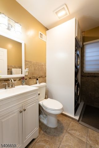 144 Silleck St, Clifton City, NJ 07013