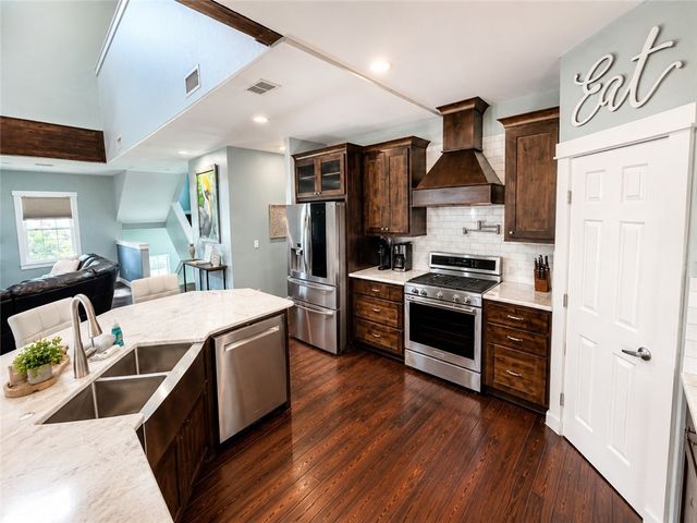 1524 Whispering Sands St, Port Aransas, TX 78373
