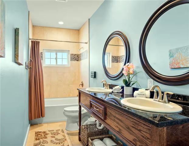 1524 Whispering Sands St, Port Aransas, TX 78373