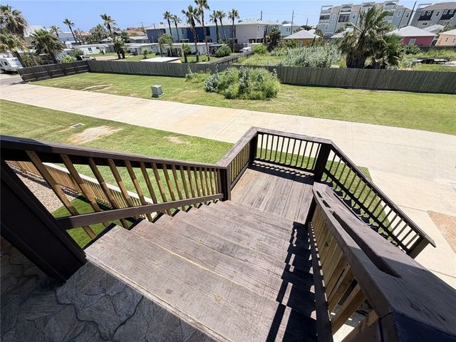 1524 Whispering Sands St, Port Aransas, TX 78373