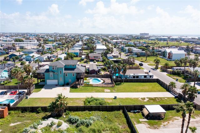 1524 Whispering Sands St, Port Aransas, TX 78373