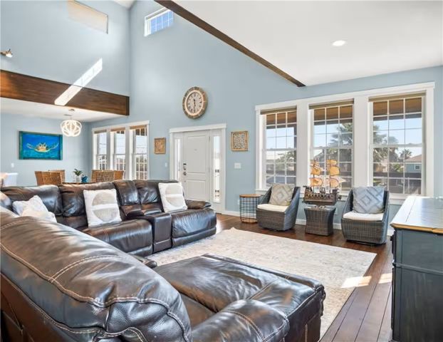 1524 Whispering Sands St, Port Aransas, TX 78373