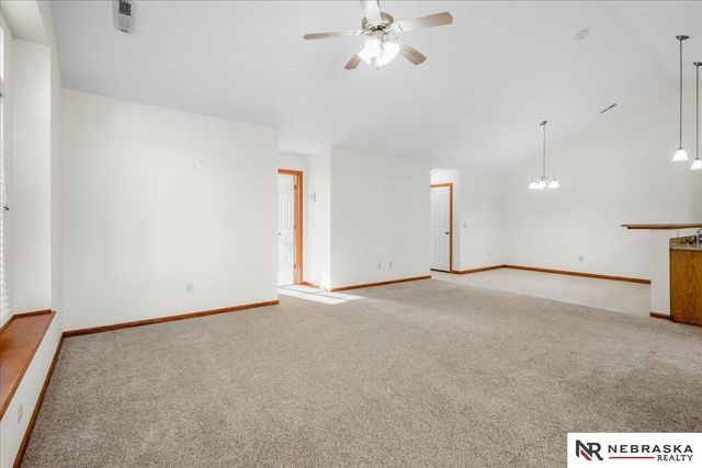 1827 N 175th Court, Omaha, NE 68118