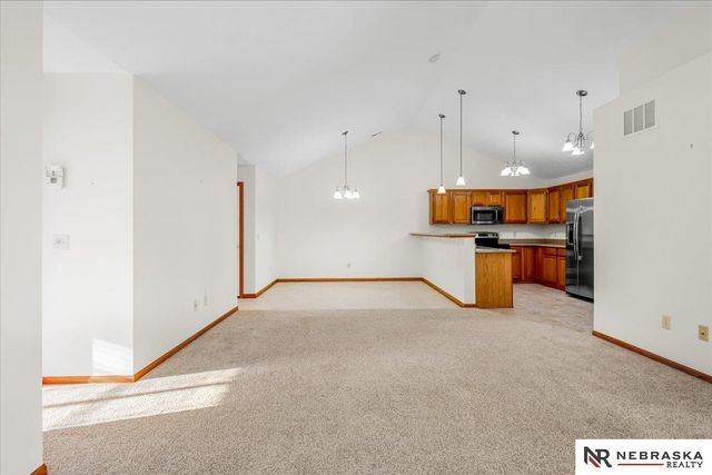 1827 N 175th Court, Omaha, NE 68118