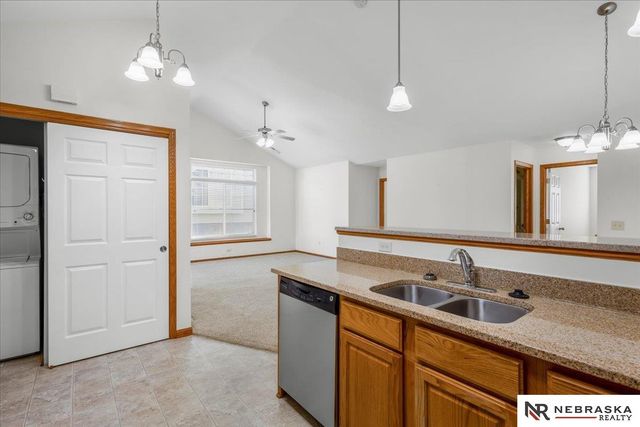 1827 N 175th Court, Omaha, NE 68118