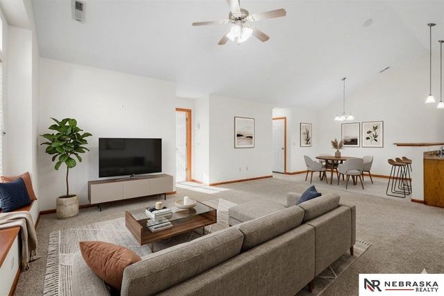 1827 N 175th Court, Omaha, NE 68118