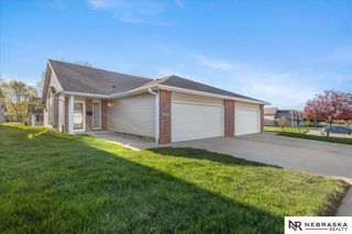 1827 N 175th Court, Omaha, NE 68118
