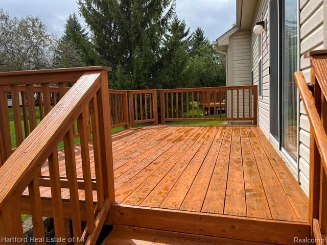 2176 Maplehurst Drive, Commerce Charter Township, MI 48390