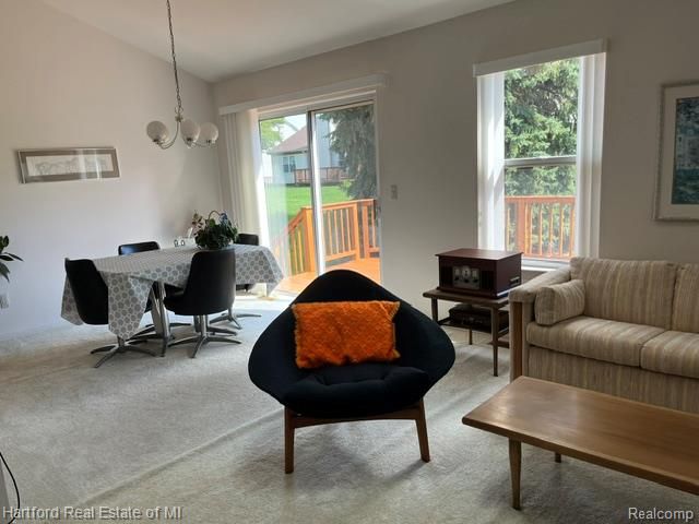 2176 Maplehurst Drive, Commerce Charter Township, MI 48390
