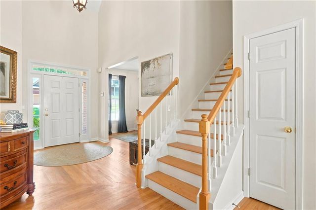 982 BridgeMill Avenue, Canton, GA 30114